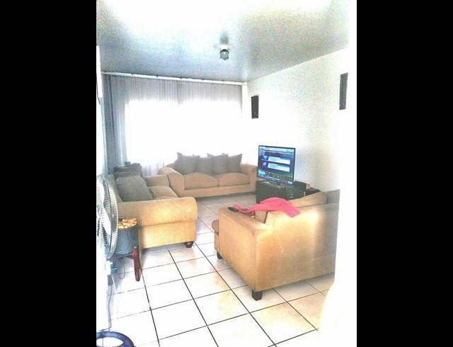 2 BEDROOM APARTMENT FOR SALE IN MORNINGSIDE